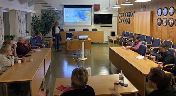 Kuhtuun ja kesäisten iltatorien kohtalo puhutti jälleen, kun...