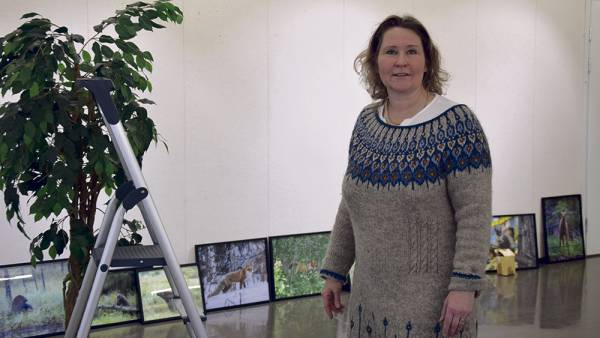 Luontokuvaaja Christina Thodén ei vain katso metsää, vaan...