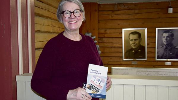Jaana Savolainen vertaa netissä asiointia autolla ajamiseen: Ensin...