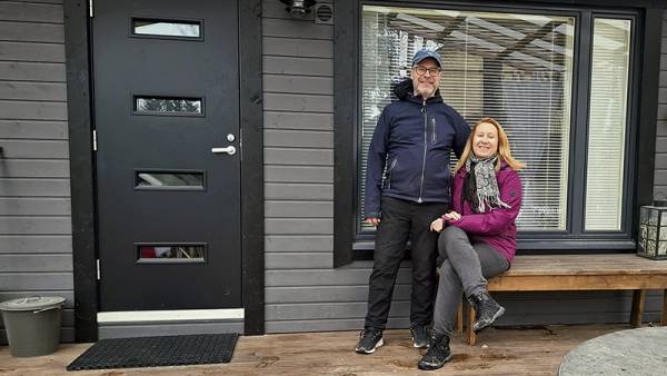Ilkka Koponen ja Johanna Juvonen tarjoavat majoitusta Pihlajakosken...