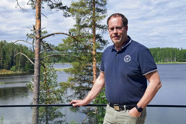Alfmixin toimitusjohtaja Vesa Jaatinen valittiin vuoden 2026 kesäkuhmoislaiseksi...