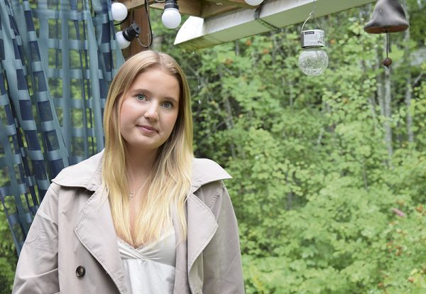 Nella Aalto aikoo yhdistää Kuhmoisissa sekä opinnot että...