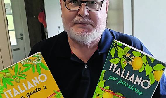 Juhani Nummela opetti aikoinaan sähköpostitse toteutettavia kursseja. Italian...