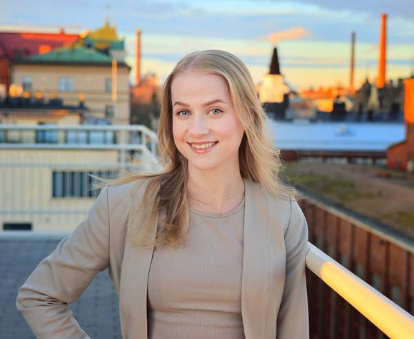 Elina Järvenpää itse haluaa toimia tavalla, josta voi...