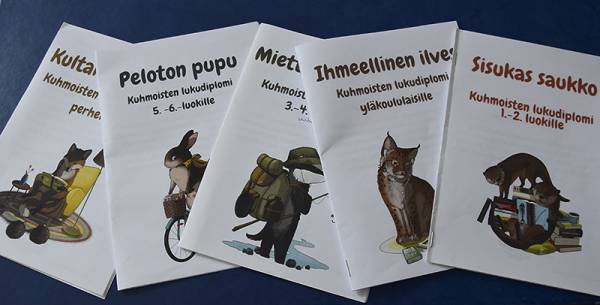Nina Inkiläisen kuvittamissa lukudiplomeissa eläinhahmot seikkailevat muidenkin kuin...